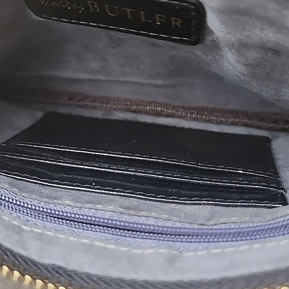 Handbag Butler HB Mighty Purse cell phone battery charger wristlet - Picture 12 of 13